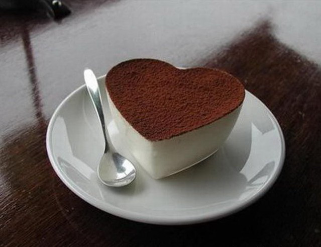 639x491, 65 Kb / пирожное, сердце