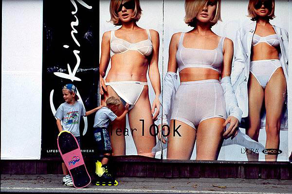 600x400, 66 Kb / белье, скейтборд, ролики, дети