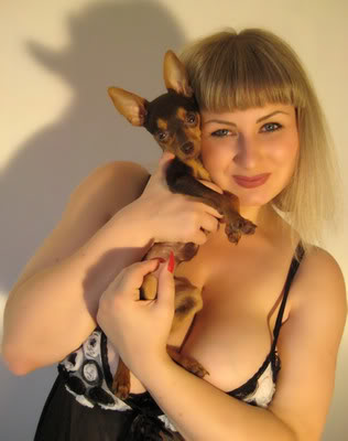 316x400, 18 Kb / собака, декольте