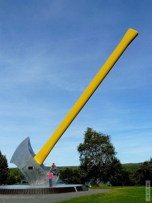 600x800, 65 Kb / топор