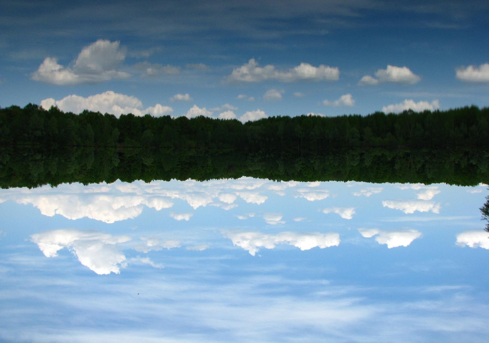 1633x1145, 152 Kb / вода, небо, облака