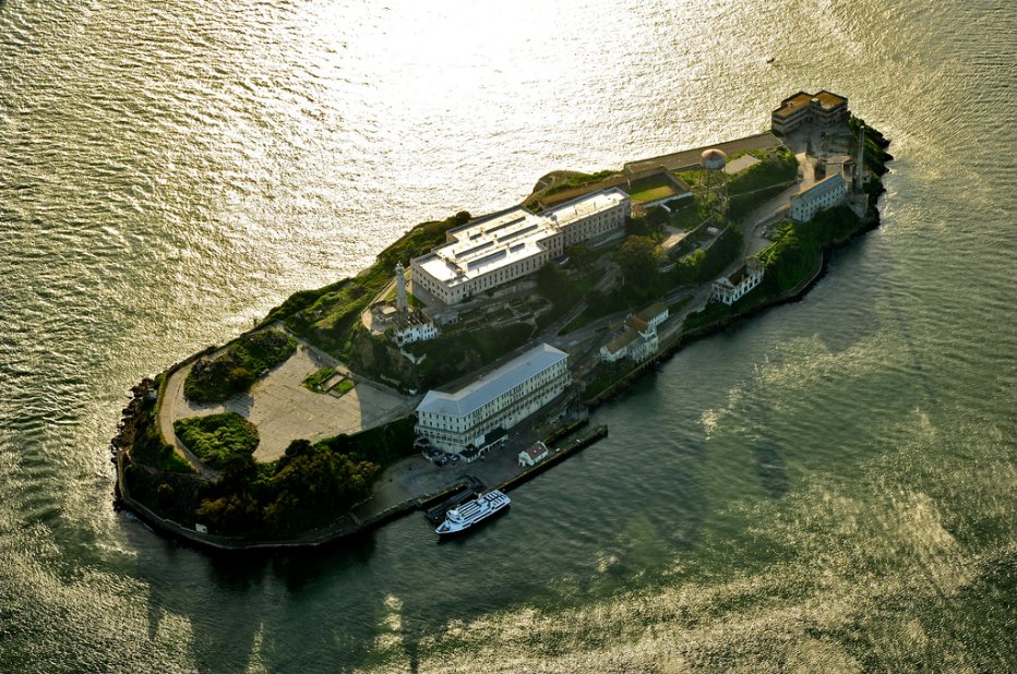 932x618, 204 Kb / остров, Алькатрас