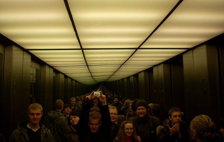 720x457, 46 Kb / зеркала, лифт