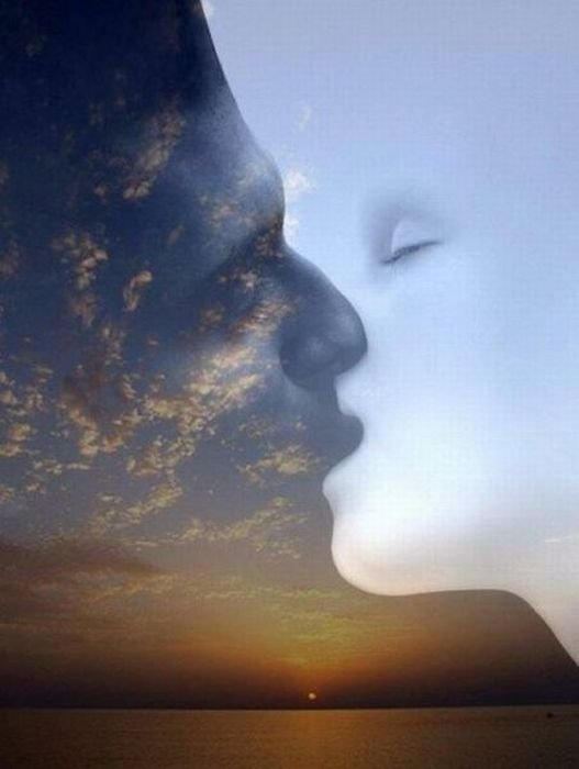 527x700, 34 Kb / небо, день, ночь, поцелуй