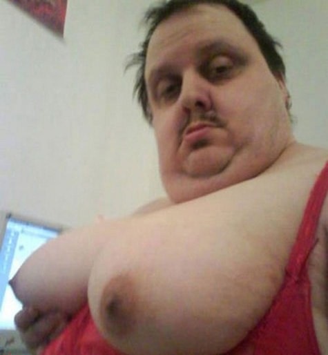 475x514, 35 Kb / мужик, сиськи