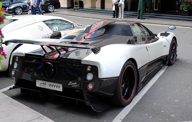 640x406, 80 Kb / Машина, Пагани