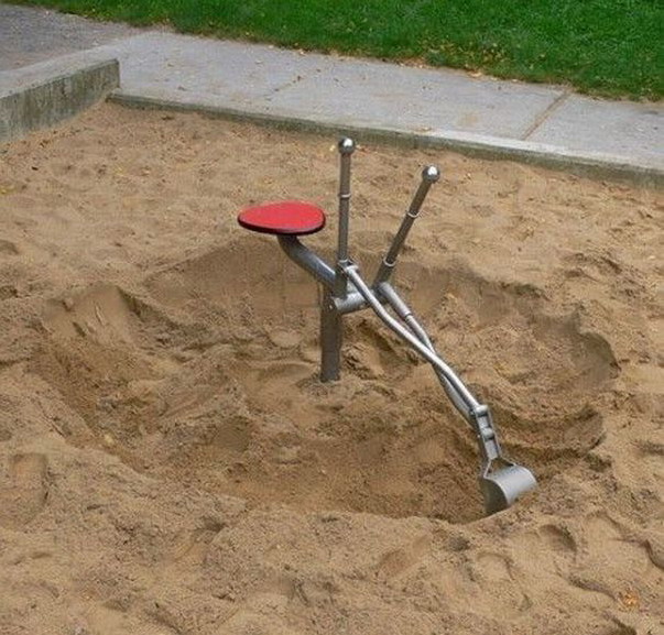 603x577, 115 Kb / экскаватор, песочница