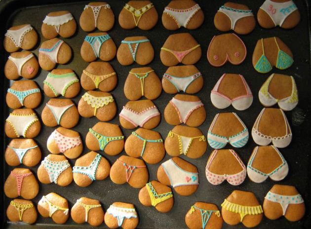 630x464, 87 Kb / печенье, трусы, сиськи, попы