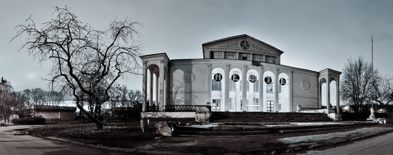 1280x505, 149 Kb / ВВЦ, Нефть, Голые крестьянки