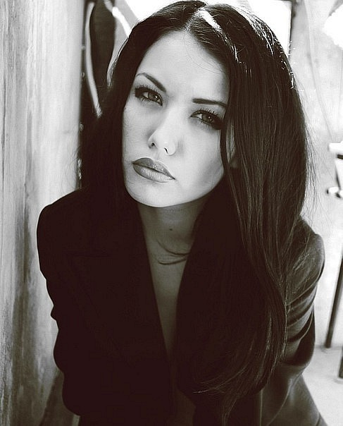 487x604, 66 Kb / девушка, ч/б