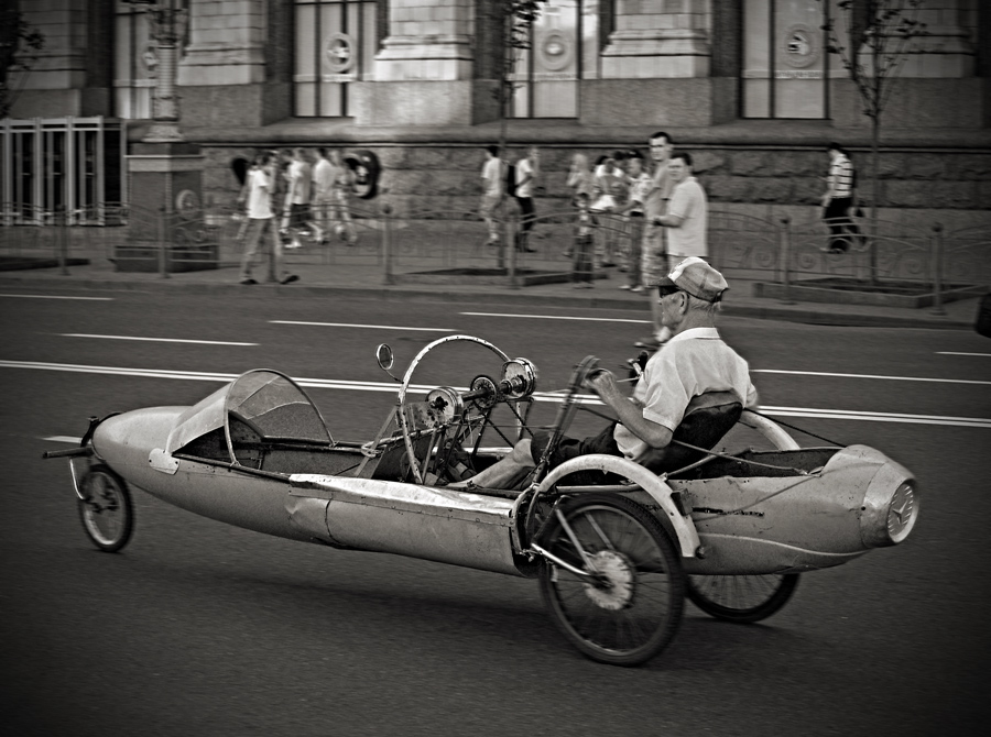 900x670, 282 Kb / драндулет, дед, тарантайка