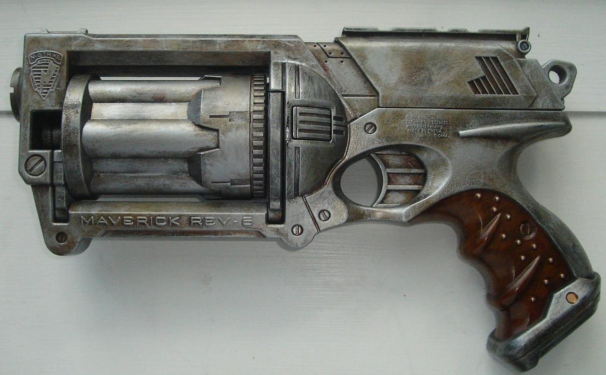 1215x752, 109 Kb / пистолет