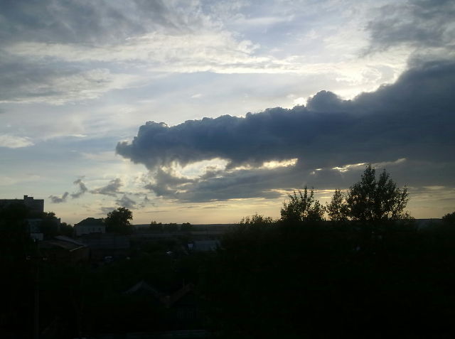 640x477, 30 Kb / вечер, облако, природа, крокодил, закат, небо