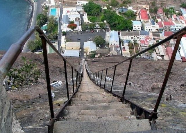 640x458, 136 Kb / лестница, ступеньки