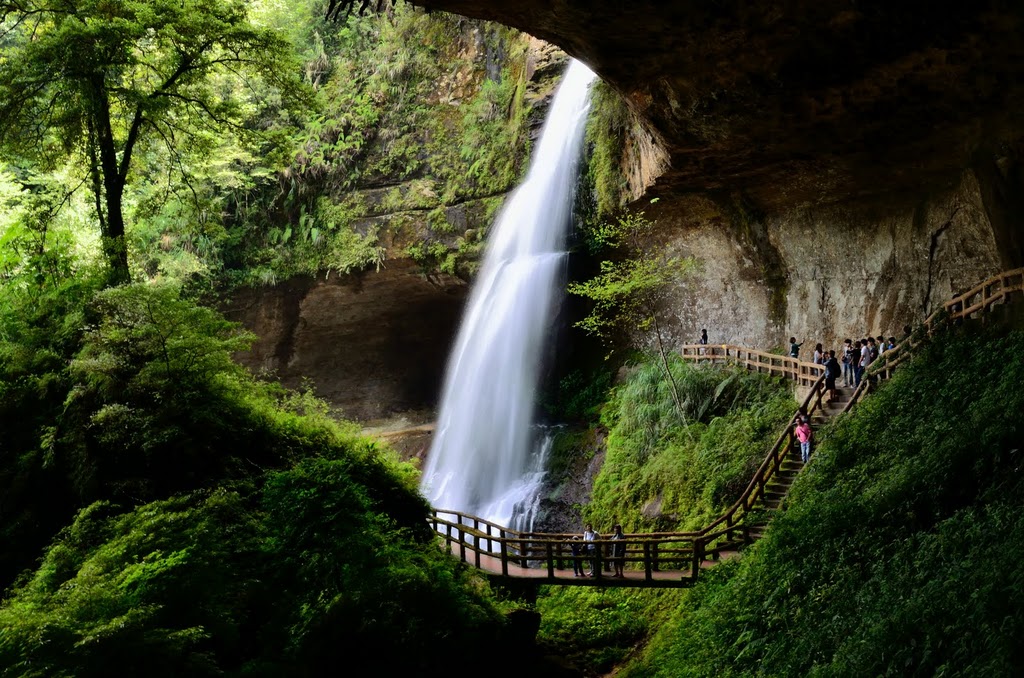 1024x678, 244 Kb / водопад, лестница, помост