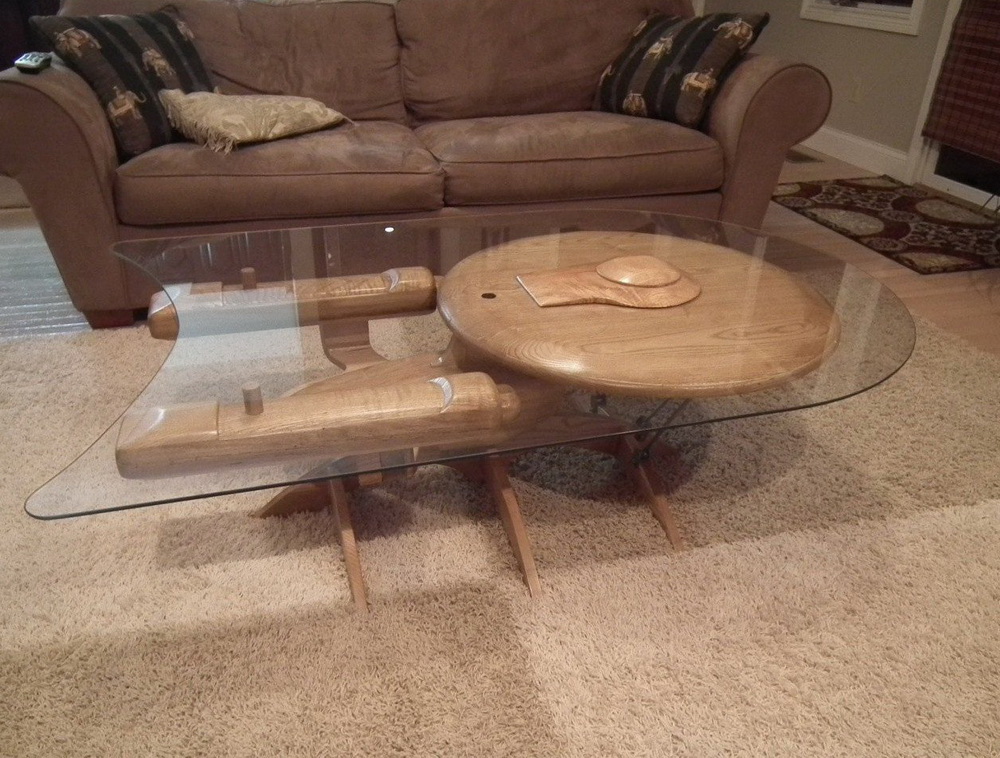 1000x758, 288 Kb / стол, пушка, диван