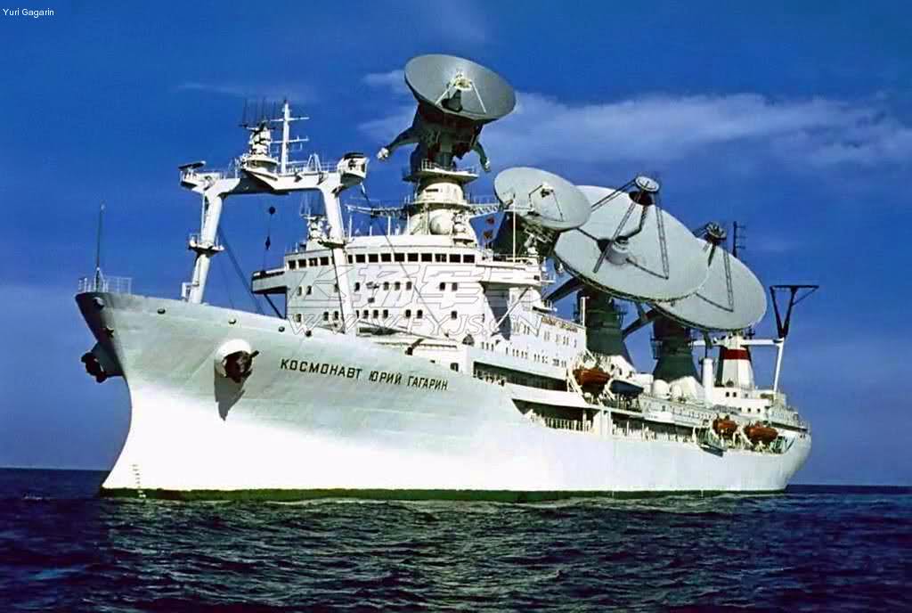 1024x688, 76 Kb / Космонавт Юрий Гагарин, судно, корабль