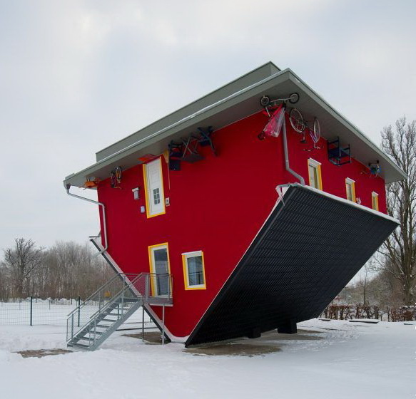 583x560, 86 Kb / дом, крыша, снег