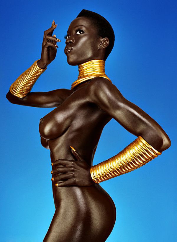 600x823, 64 Kb / негритянка, браслеты, грейс джонс, Grace jones