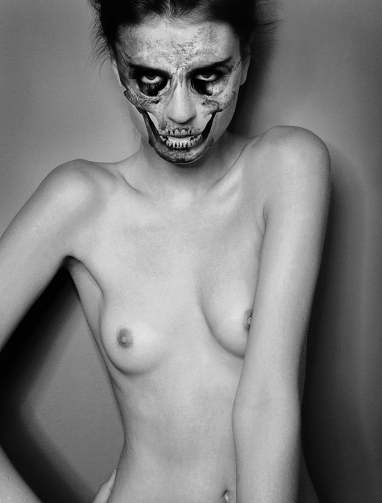 550x723, 139 Kb / брюнетка, макияж