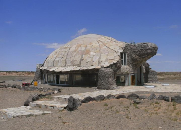 720x517, 99 Kb / здание, черепаха