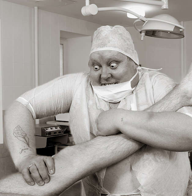 628x643, 195 Kb / костоправ, массаж, садист