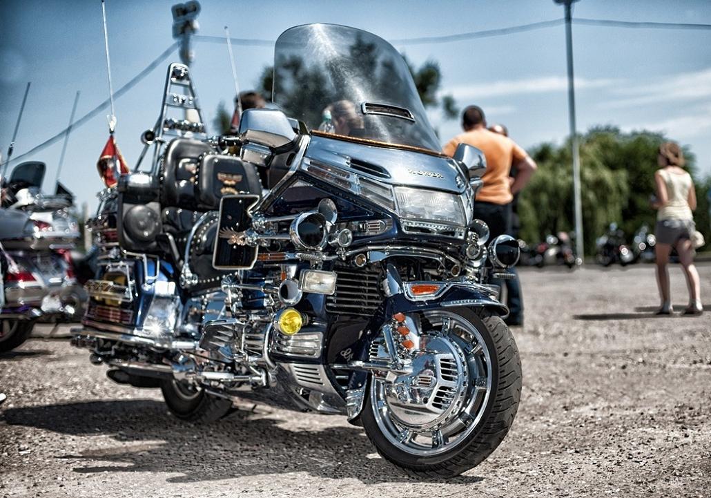 1030x721, 156 Kb / фара,колесо,сигнал,ветровик