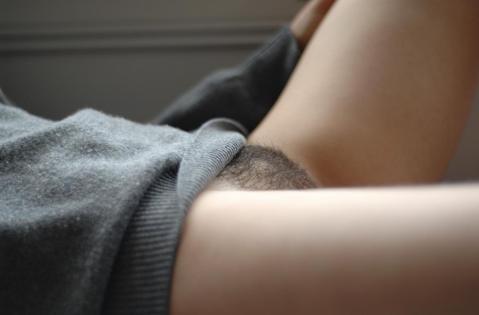 1536x1012, 85 Kb / свитер, ноги