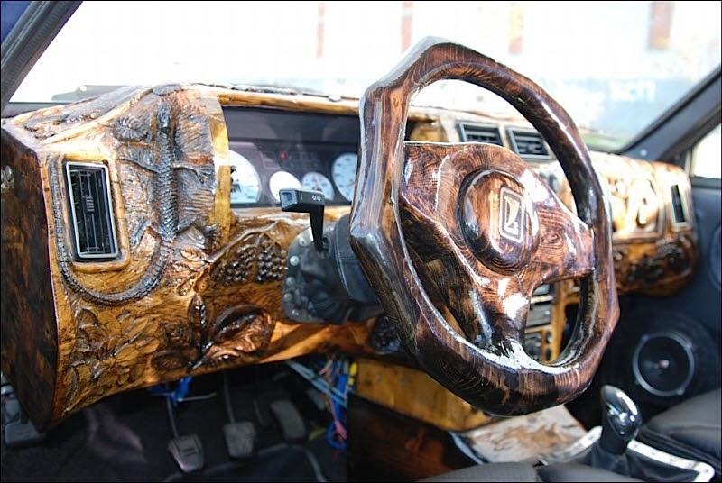 800x536, 157 Kb / руль, торпеда, дерево, лада, жигули, головой ебануться