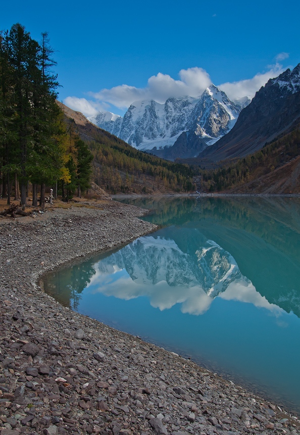 594x861, 283 Kb / горы,деревья,вода,камни