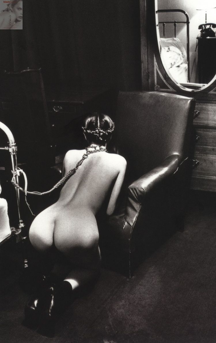 750x1193, 84 Kb / Helmut Newton, bdsm, поводок, ч/б