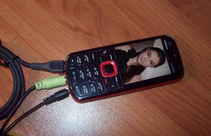 700x451, 78 Kb / телефон, провода, саша грэй