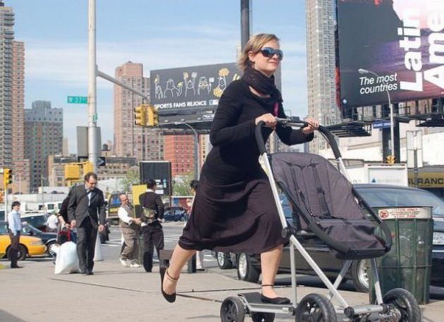 630x457, 86 Kb / коляска, самокат, улица