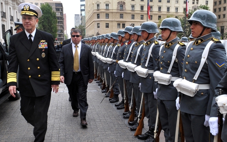 753x473, 288 Kb / строй, солдаты, форма