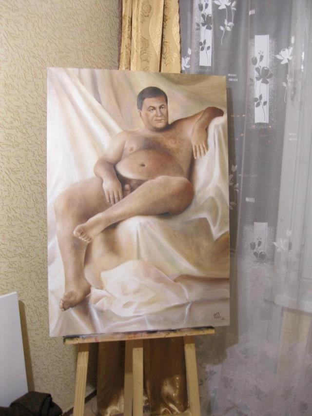 640x853, 55 Kb / мольберт, картина, янукович