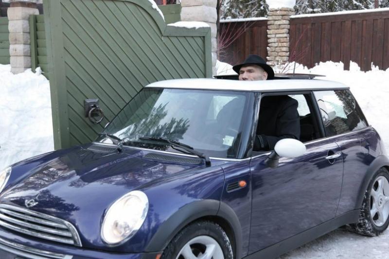 800x533, 66 Kb / валуев, мини, люк, авто