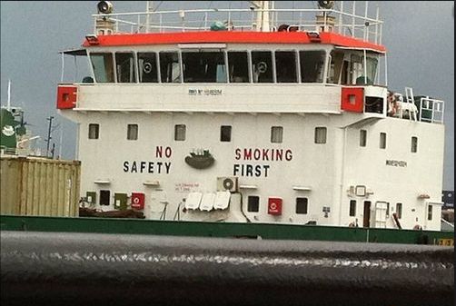 502x337, 37 Kb / безопасность, надпись, корабль, шутка, прикол