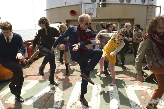 655x435, 86 Kb / радио, рок волна, фильм, палуба, импровизация