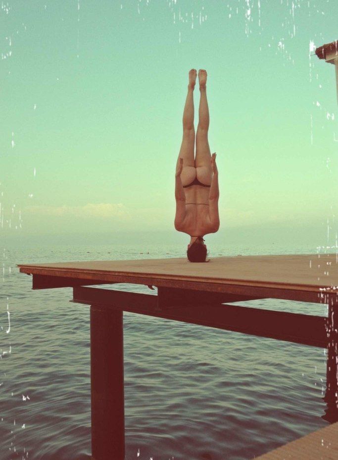 683x928, 68 Kb / спина, пирс, море, пляж, Даша астафьева, йога