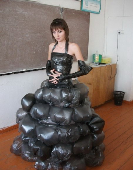 453x578, 49 Kb / Последний звонок, платье, школа, доска