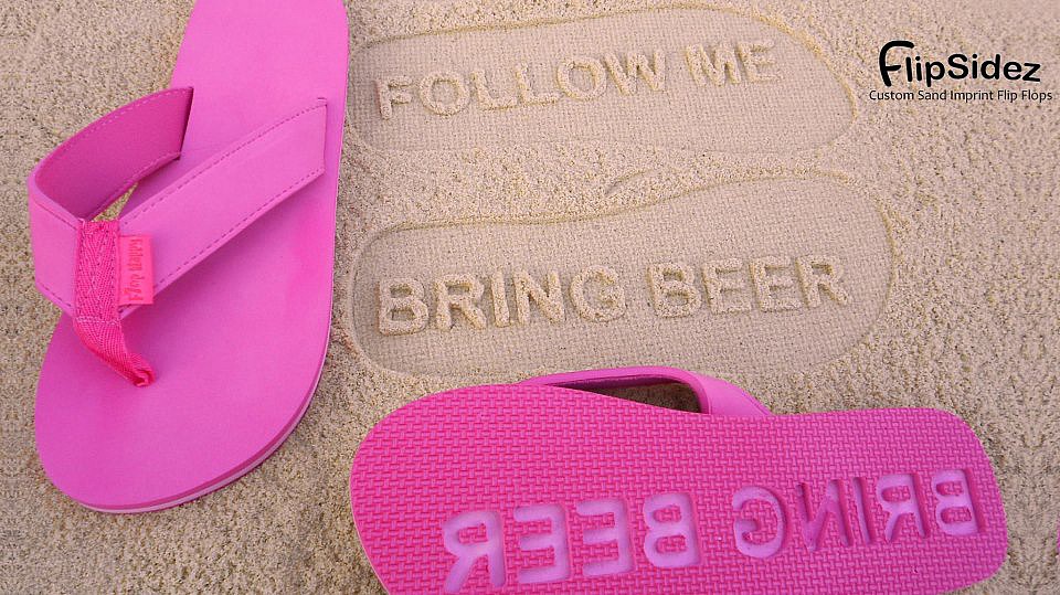 960x539, 184 Kb / тапки, пиво, песок