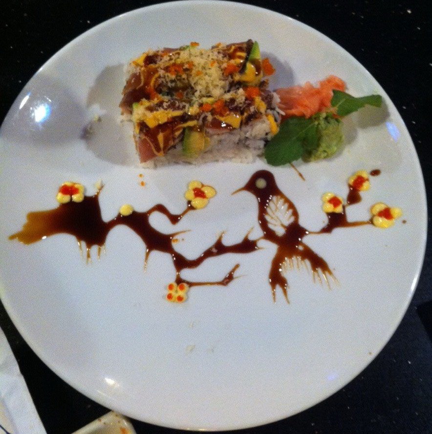 884x887, 288 Kb / тарелка, еда, птица, ветка