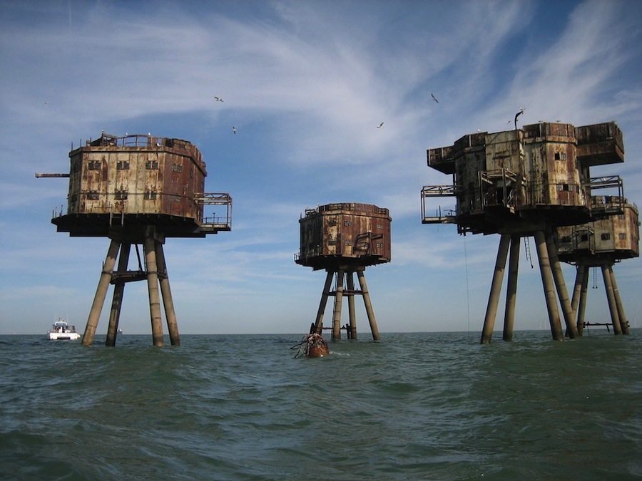 900x675, 157 Kb / форт, река