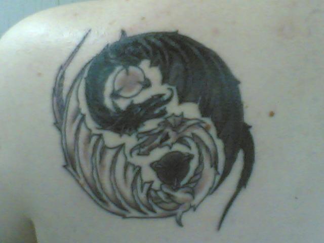 640x480, 26 Kb / инь, янь, тату, дракон