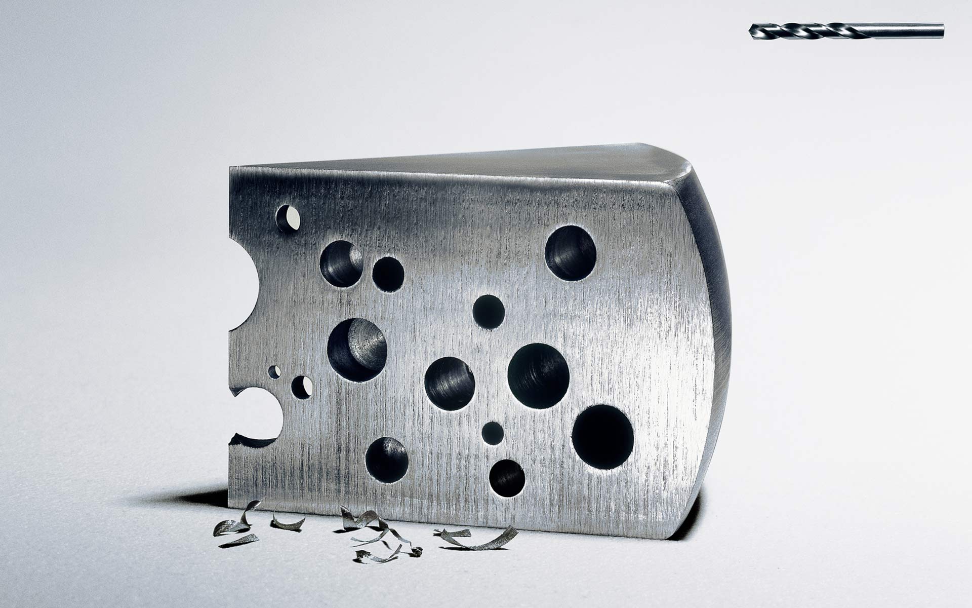 1920x1200, 208 Kb / сыр, металл, челябинск