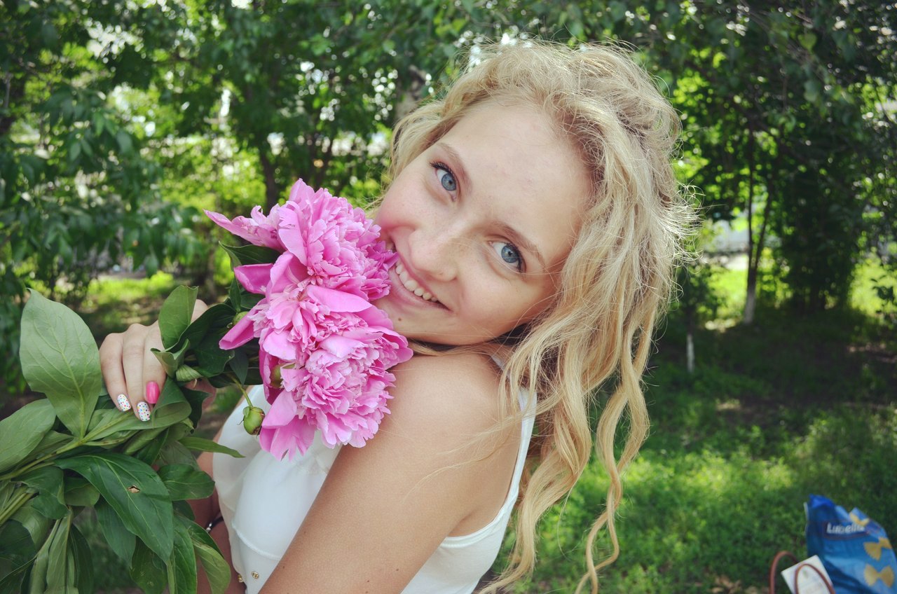 1280x848, 240 Kb / девушка, красивая, вконтакте