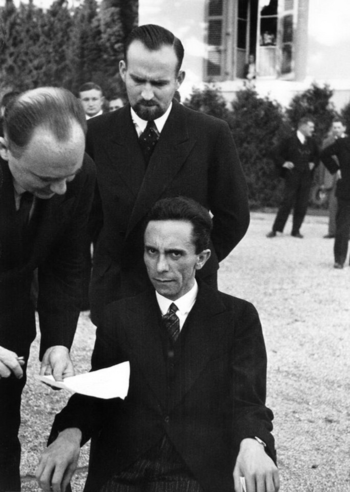 700x983, 286 Kb / Йозеф Геббельс, еврей