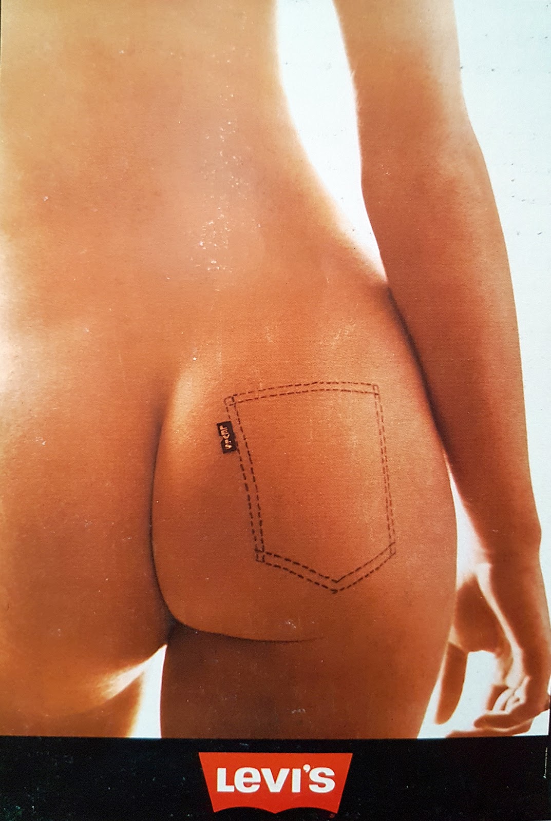 1073x1600, 258 Kb / джинсы, карман, рисунок, попа, Левис, Levis