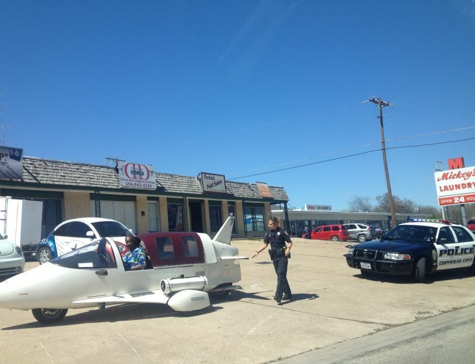 938x720, 166 Kb / негр, полиция, авто