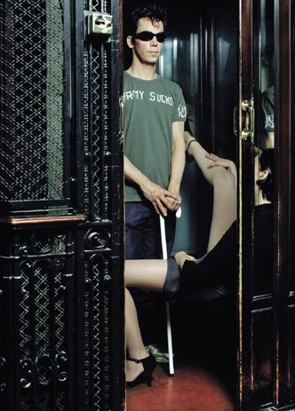 332x463, 132 Kb / лифт, слепой